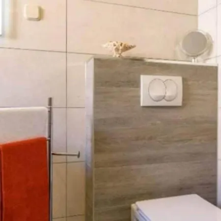 Antonia - Two-bedroom With Sea View * Traù