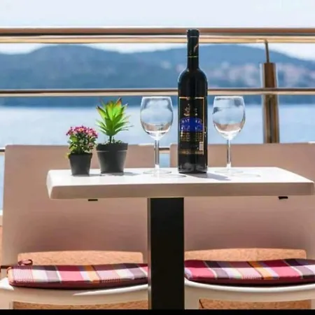 Antonia - Two-bedroom With Sea View Lejlighed *