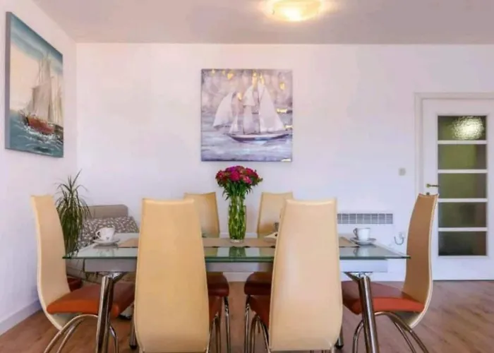 Antonia - Two-bedroom With Sea View * トロギール