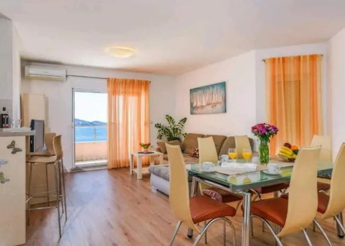 Lejlighed Antonia - Two-bedroom With Sea View *