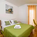 Antonia - Two-bedroom With Sea View *